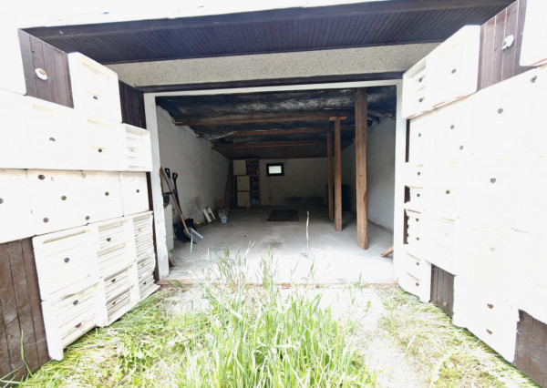 IBA U NÁS! Dvoj - garáž v Oravskej Lesnej s pozemkom