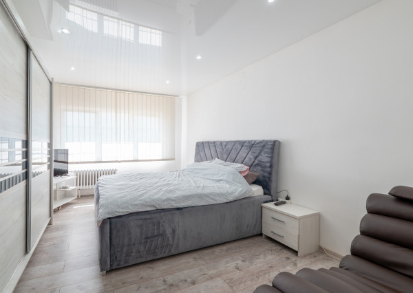 IBA U NÁS! Na predaj poschodový rodinný dom, Michalovce