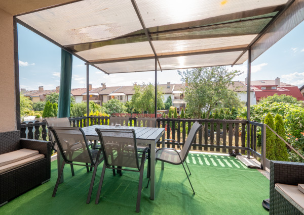 IBA U NÁS! Na predaj poschodový rodinný dom, Michalovce