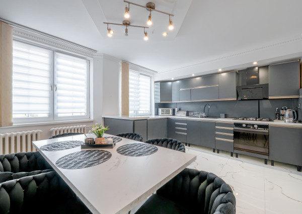 IBA U NÁS! Na predaj poschodový rodinný dom, Michalovce