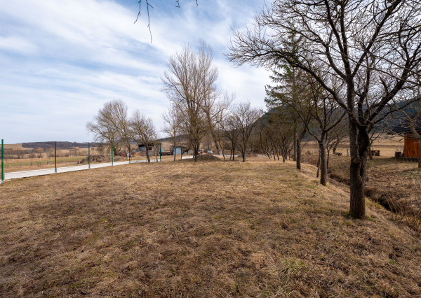 IBA U NÁS! na predaj pozemok v obci Ďurčina, okres Žilina