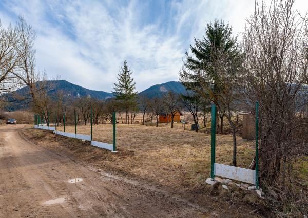 IBA U NÁS! na predaj pozemok v obci Ďurčina, okres Žilina