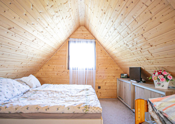 Rekreačná chata s nádherným výhľadom - Lednické Rovne,Púchov