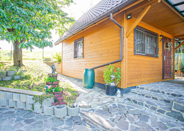 Rekreačná chata s nádherným výhľadom - Lednické Rovne,Púchov