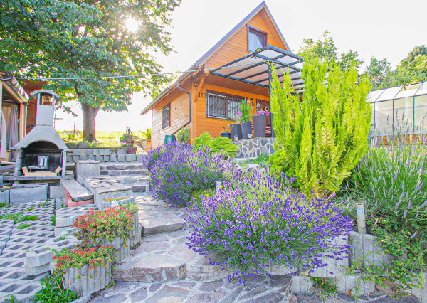 Rekreačná chata s nádherným výhľadom - Lednické Rovne,Púchov