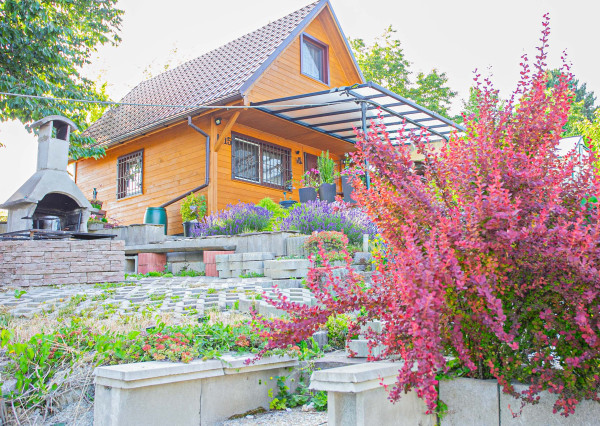 Rekreačná chata s nádherným výhľadom - Lednické Rovne,Púchov