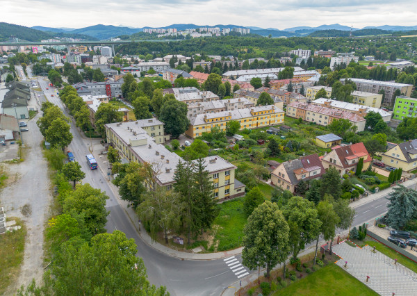 IBA U NÁS!Na predaj stavebný pozemok v meste Pov. Bystrica