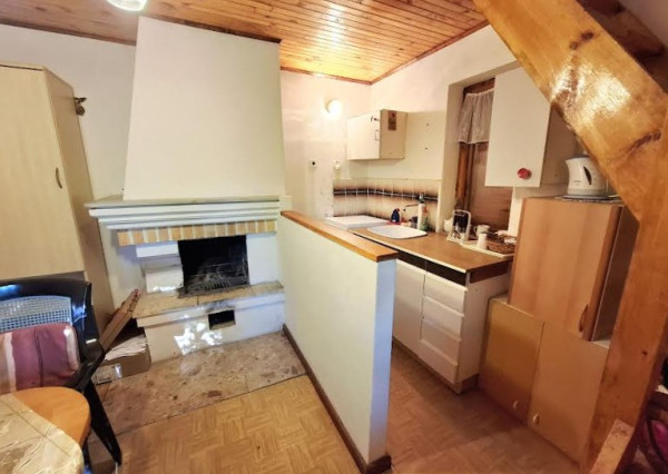 NA PREDAJ! rekreačná chata s krásnou záhradou-Košice, Čermeľ