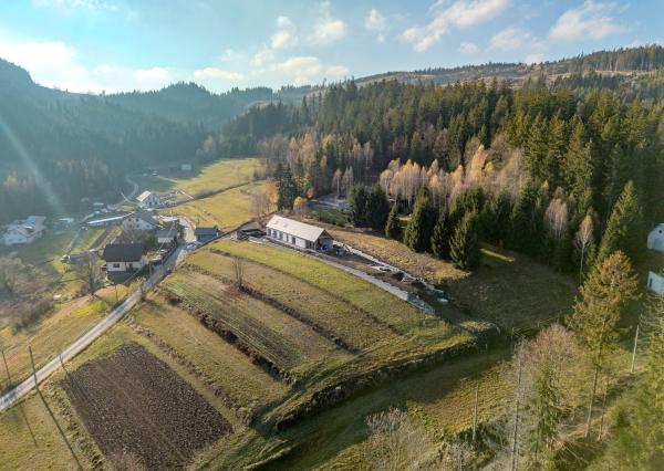 IBA U NÁS! Predaj stavebný pozemok s výhľadom - Čadca Raková