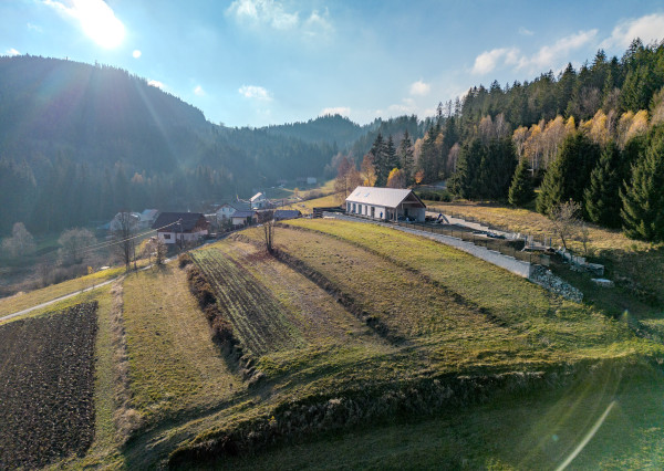 IBA U NÁS! Predaj stavebný pozemok s výhľadom - Čadca Raková