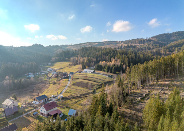 IBA U NÁS! Predaj stavebný pozemok s výhľadom - Čadca Raková