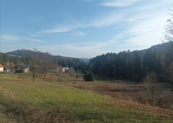 IBA U NÁS! Predaj stavebný pozemok s výhľadom - Čadca Raková