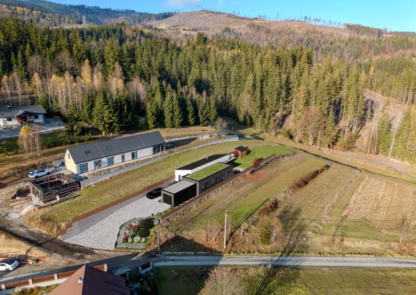 IBA U NÁS! Predaj stavebný pozemok s výhľadom - Čadca Raková