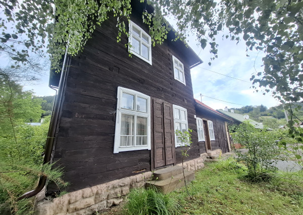 Výnimočná drevenica s väčším pozemkom - Lazy pod Makytou