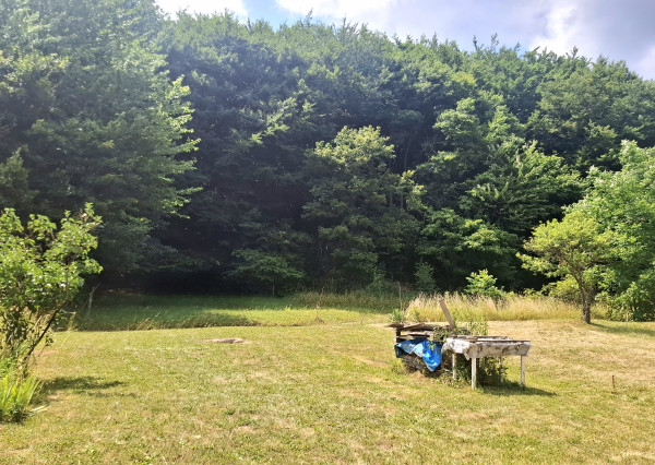 Rekreačná chalupa pod lesom na predaj-Radobica, ok.Prievidza