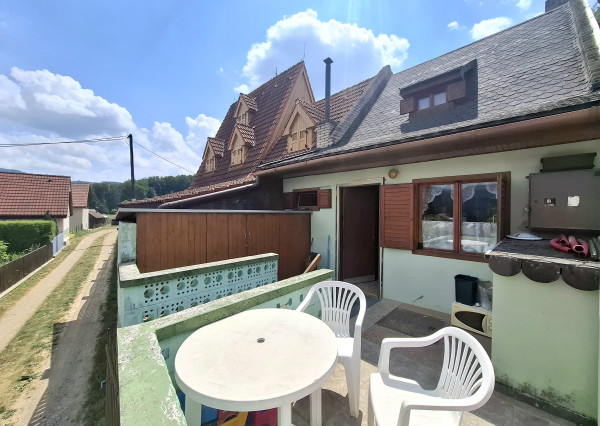 Rekreačná chalupa pod lesom na predaj-Radobica, ok.Prievidza