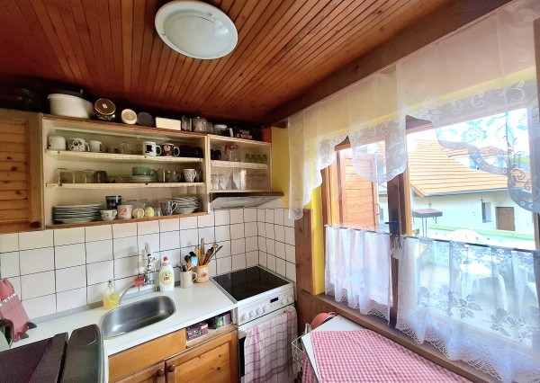 Rekreačná chalupa pod lesom na predaj-Radobica, ok.Prievidza