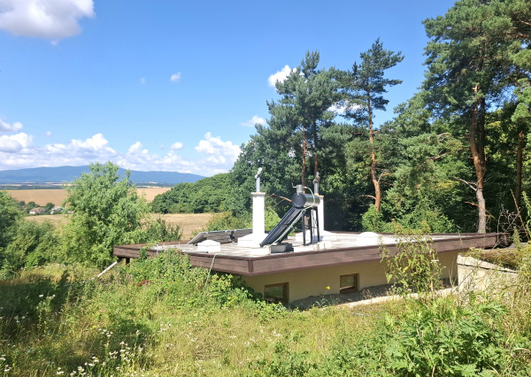 IBA U NÁS! Novostavba na samote v prírode s výhľadom - Prusy