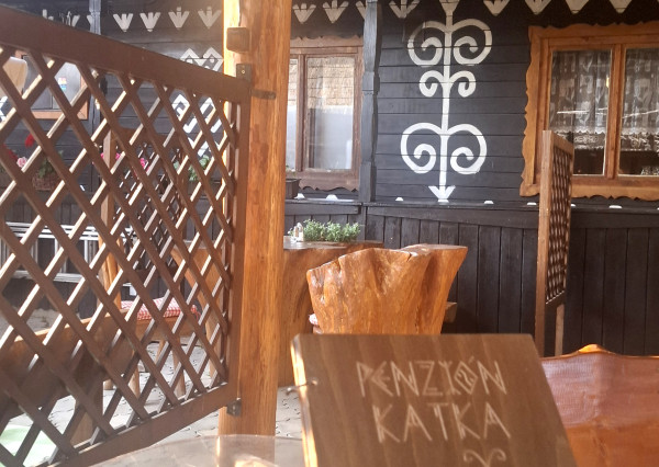 NA PREDAJ Stavebný pozemok so stodolou na kraji obce Čičmany