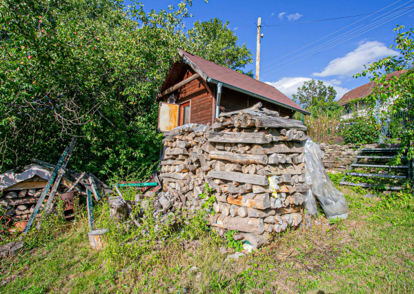 PREDANÉ! Na predaj krásna chatka v obci Kšinná, BNB