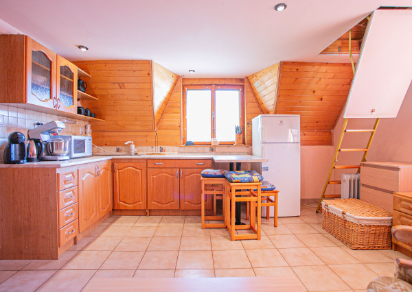 PREDANÉ! Na predaj krásna chatka v obci Kšinná, BNB