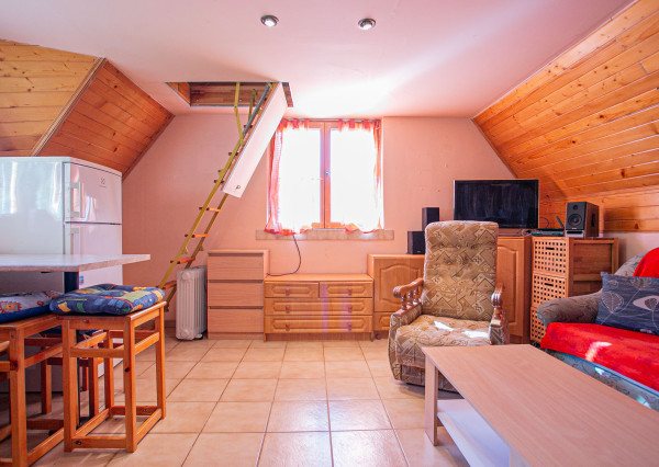 PREDANÉ! Na predaj krásna chatka v obci Kšinná, BNB