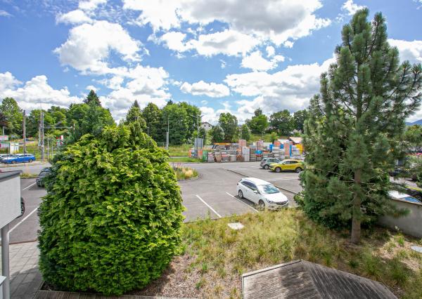 IBA U NÁS! Na prenájom moderná kancelária, Žilina - 24m2