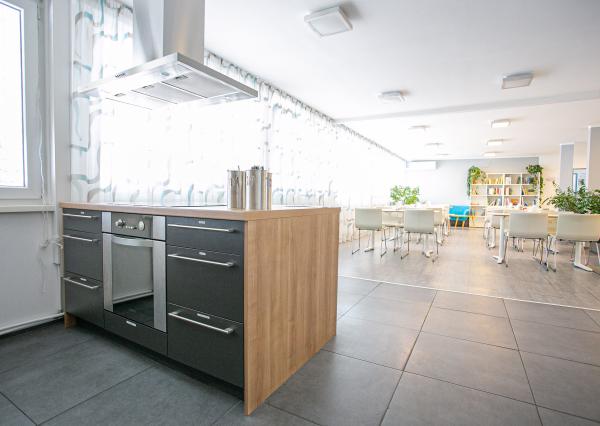 IBA U NÁS! Na prenájom moderná kancelária, Žilina - 24m2