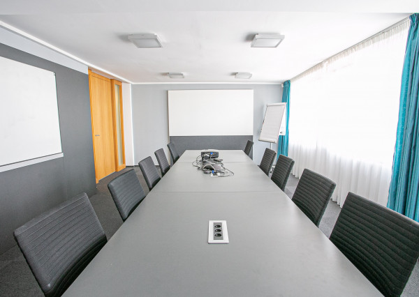 IBA U NÁS! Na prenájom štýlová kancelária - Žilina – 47 m2