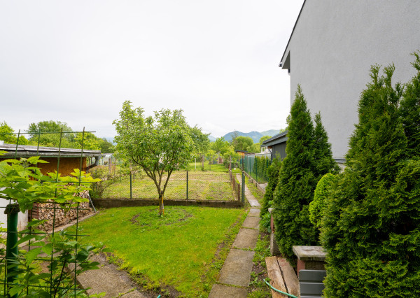 REZERVOVANÉ!  Na predaj RD so záhradou v Rajci, okres Žilina