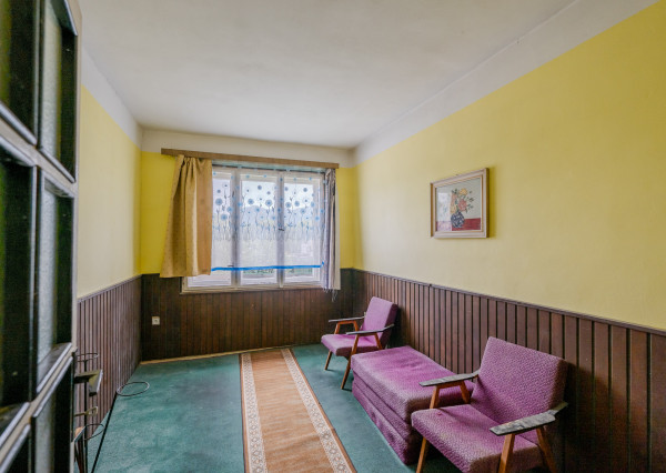 REZERVOVANÉ!  Na predaj RD so záhradou v Rajci, okres Žilina