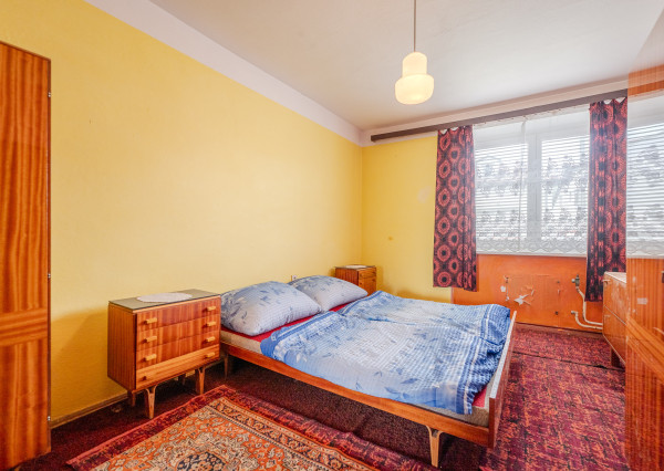 REZERVOVANÉ!  Na predaj RD so záhradou v Rajci, okres Žilina