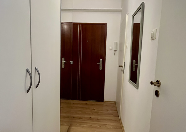 IBA U NÁS! Prenájom 1-izbového bytu s klímou a loggiou, BA-Rača