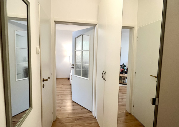 IBA U NÁS! Prenájom 1-izbového bytu s klímou a loggiou, BA-Rača