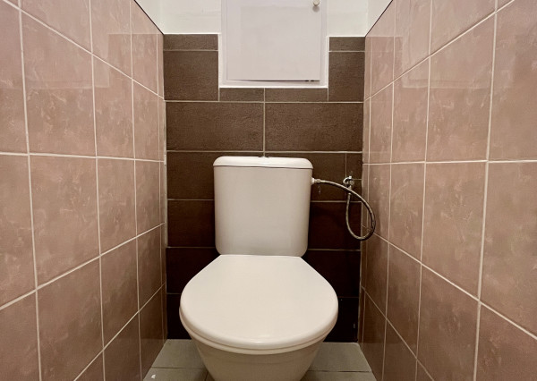 IBA U NÁS! Prenájom 1-izbového bytu s klímou a loggiou, BA-Rača