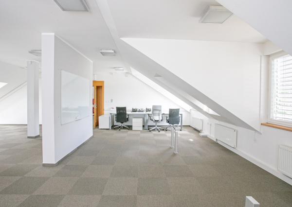 IBA U NÁS! Prenájom veľkometrážna kancelária, Žilina 93,5m2