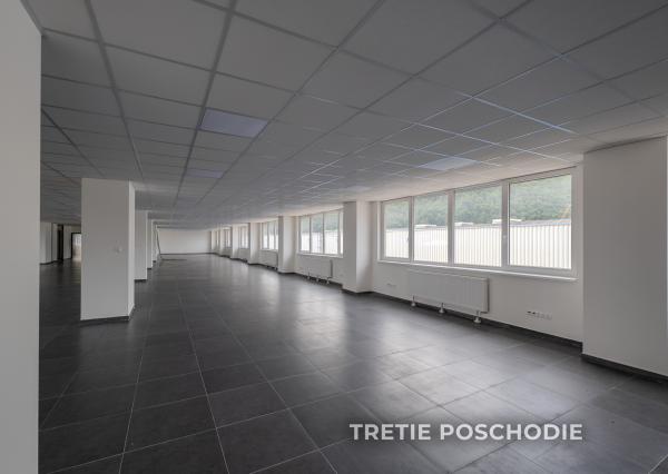 IBA U NÁS!Na prenájom 3-podlažná budova v Považskej Bystrici