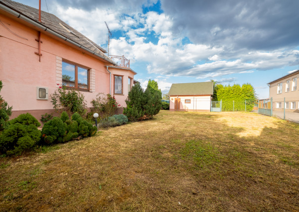 IBA U NÁS! Na predaj rodinný dom v obci Peder - Košice