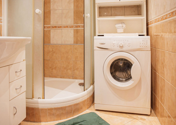 REZERVOVANÝ! Na predaj zariadený 3-izbový byt, BA-Karlova Ves