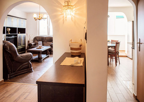 REZERVOVANÝ! Na predaj zariadený 3-izbový byt, BA-Karlova Ves