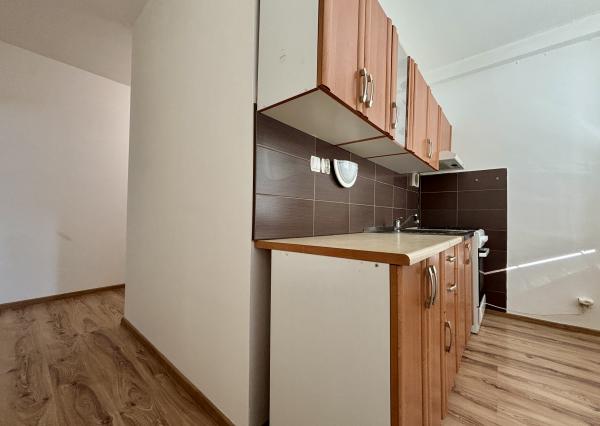 PREDANÉ! 1 izbový byt, loggia, Trieda SNP, Košice - Západ