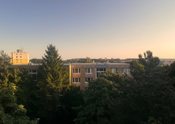 NA PREDAJ priestranný 4-izbový byt, Bárdošova ul., BA