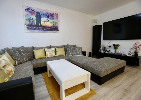 NA PREDAJ! 4-izbový rodinný dom zariadený so záhradkou