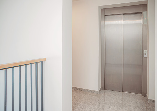 IBA U NÁS! 4-izbový byt s terasou a parkovaním BA-Nové Mesto