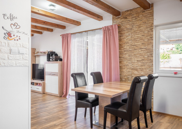 IBA U NÁS! Nádherný rodinný dom v obci Geča, Košice-okolie