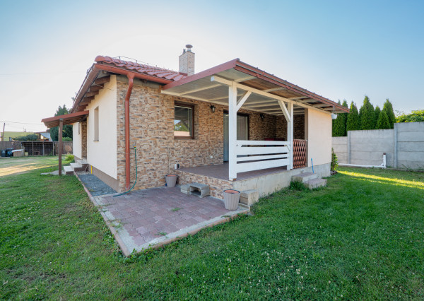 IBA U NÁS! Nádherný rodinný dom v obci Geča, Košice-okolie