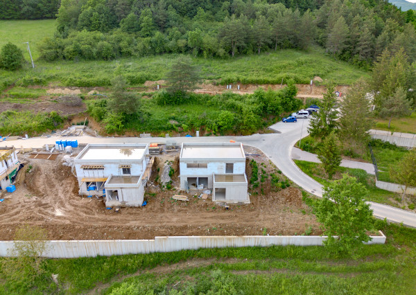 IBA U NÁS! 2 podlažný rodinný dom s nádherným výhladom 830m2