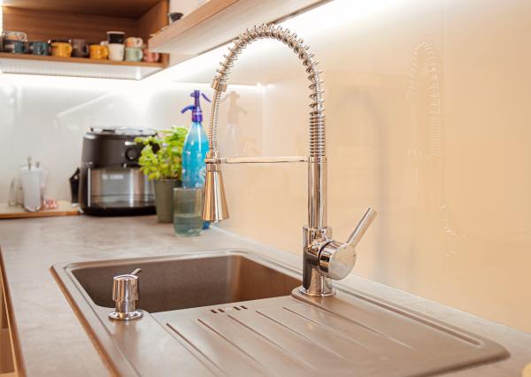 IBA U NÁS! Moderný 3-izbový byt s fotovoltikou a parkovaním