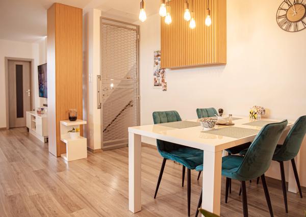 IBA U NÁS! Moderný 3-izbový byt s fotovoltikou a parkovaním