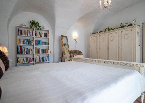 IBA U NÁS: Na predaj rodinný dom Svätý Jur – záhrada, garáž, pivnica